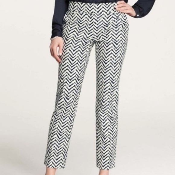 Ann Taylor Petite Zigzag Chevron Inkblot Pattern Tapered Ankle Cropped Pants - Picture 1 of 16
